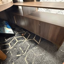 Entertainment Center/ TV Stand
