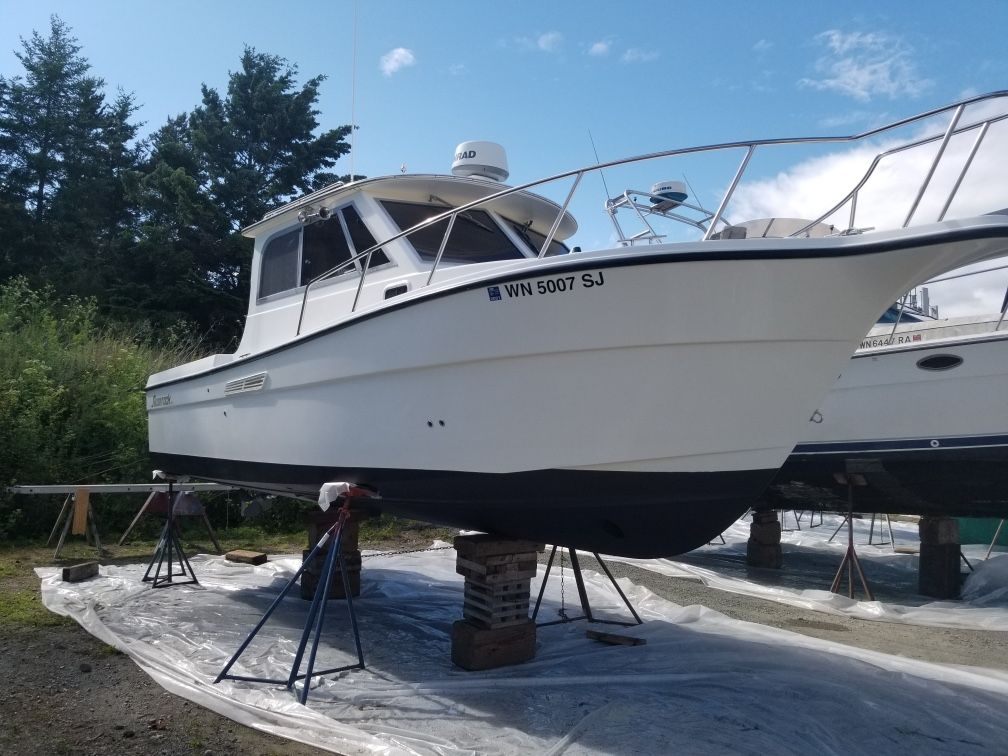 2001 Shamrock Mackinaw 270