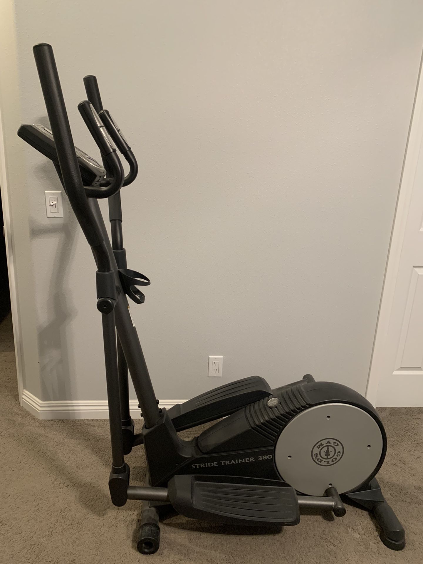 Gold’s Gym Stride Trainer 380