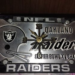 Oakland Raiders Super Bowl Clock