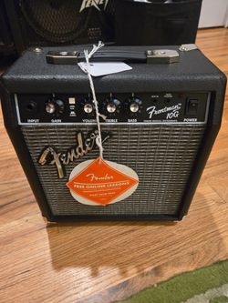 Fender amp and cable