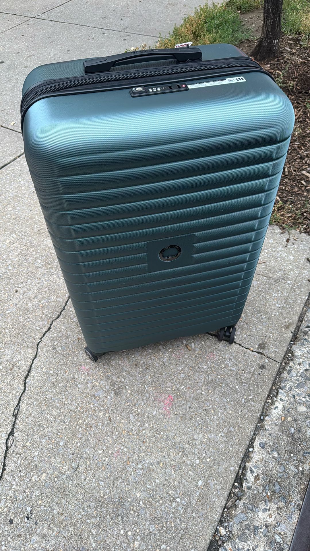 Brand New 28in Luggage Piece