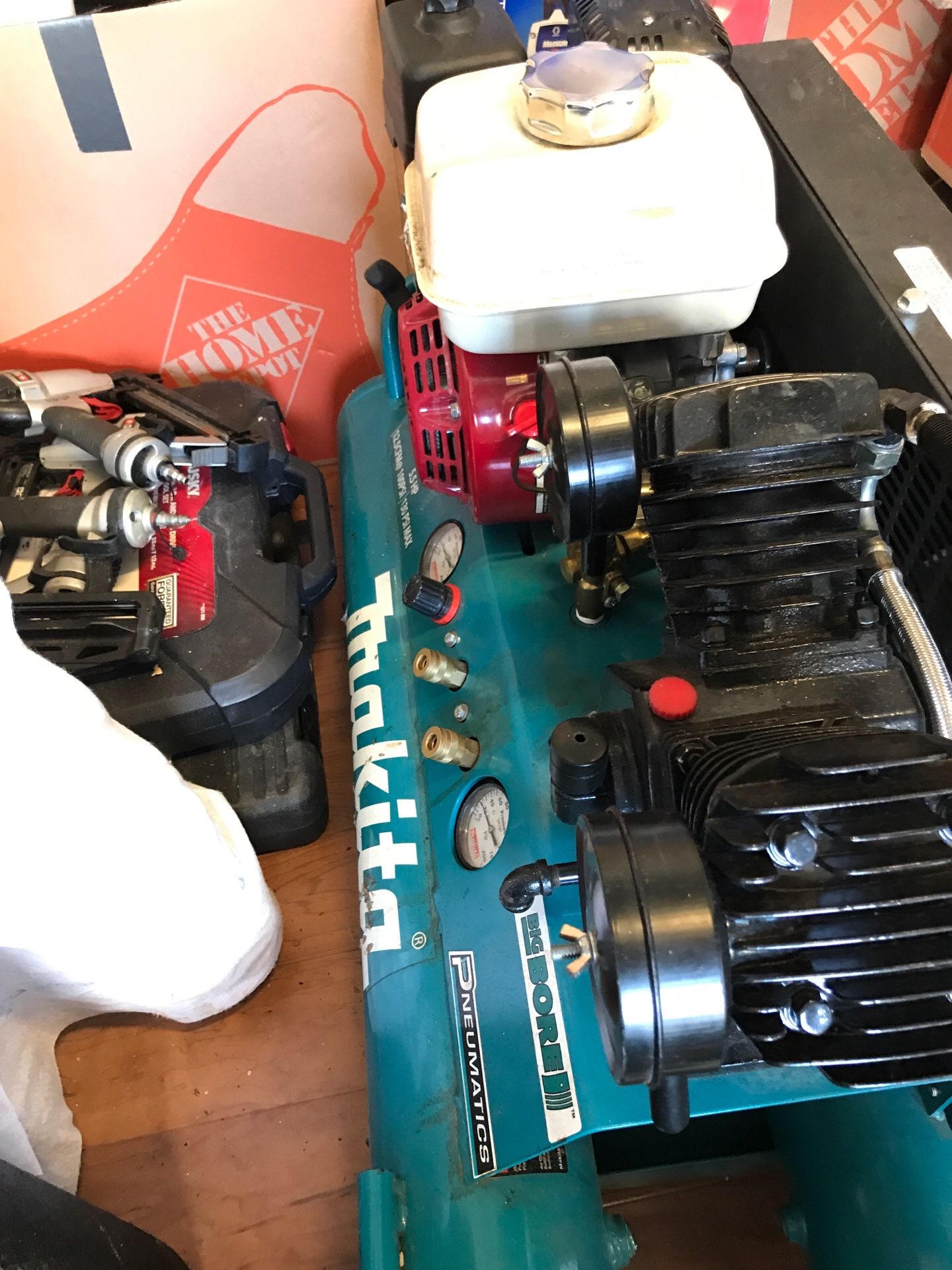 Hitachi framing gun hitachi roof coil nailers hitachi shake staple guns