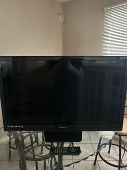 Magnavox 32" 32ME303V 720p LED TV