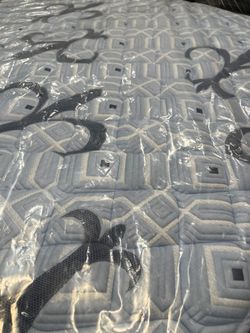 King Stearns & Foster Estate Collection Extra Firm 