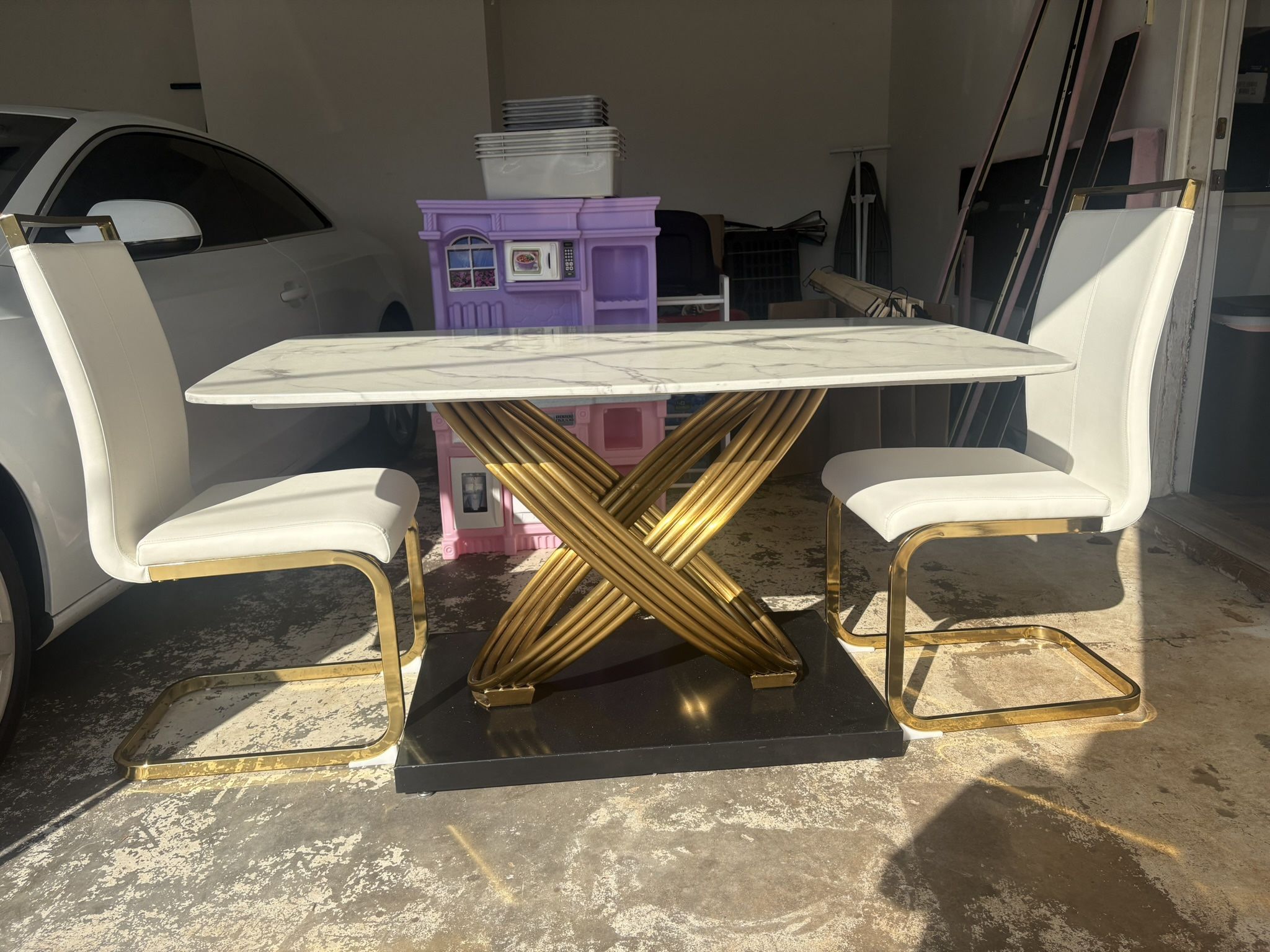 Marble Dining Table With Chairs