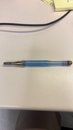 Stained glass oil feed glass cutter