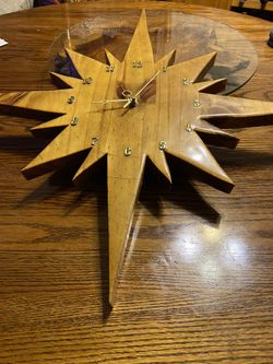Star Shaped Pinewood Clock