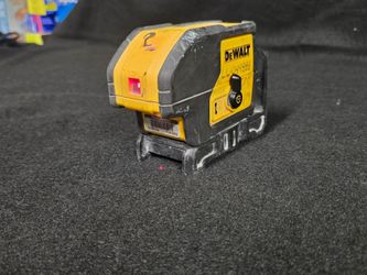 DeWalt DW083 3-Beam Laser