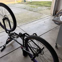 MANIAC FLYER/ SE BIKE