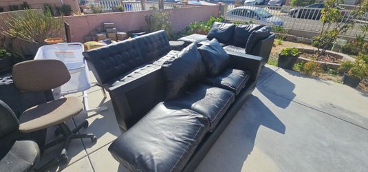 Free Sofas