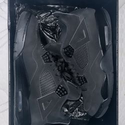 Jordan 4 Black Cat