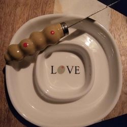 Olive Love Dish and Spreading Knife