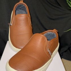NEW Toddler Size 7 Shoes