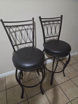 Bar stool