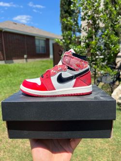 Jordan 1 Spider-Man size 9c