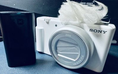 Sony ZV-1 II Vlog Camera for Content Creators