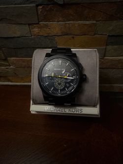 Michael Kors MK8600 Grayson Bracelet Watch In Black 44mm