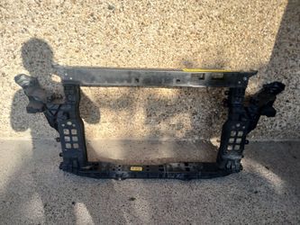 2016-18 Kia Sorento Radiator Support