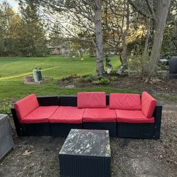 5 Sectional Sofa With Table
