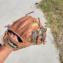 Wilson A2000 Baseball Glove 
