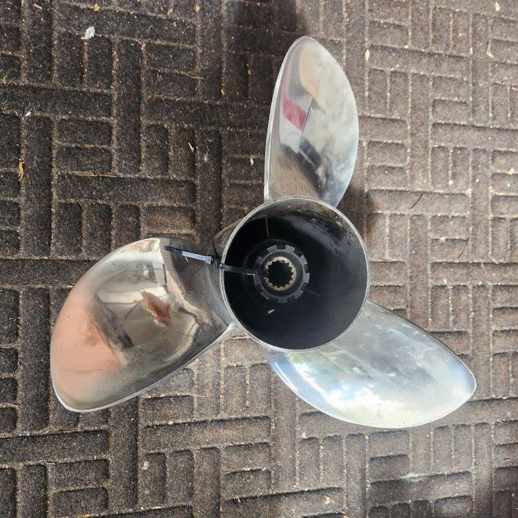 Mercury Marine Engine Propeller 48-825866 25P Sainless Steal Tempest Plus