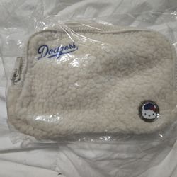 Dodger x Hello Kitty 