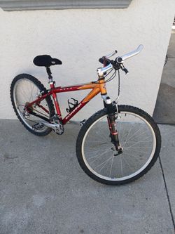 Men's 26" Aluminum Schwinn moab mountain bike