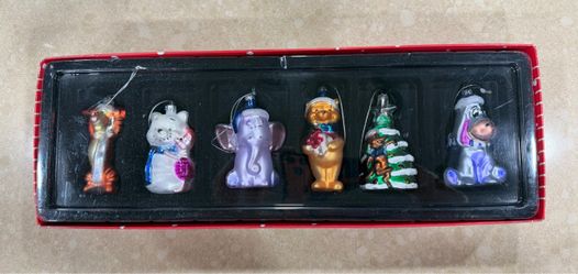 Winnie the Pooh Glass Christmas Ornament Set