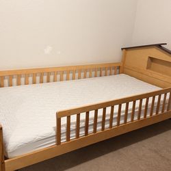 Twin kids bed frame