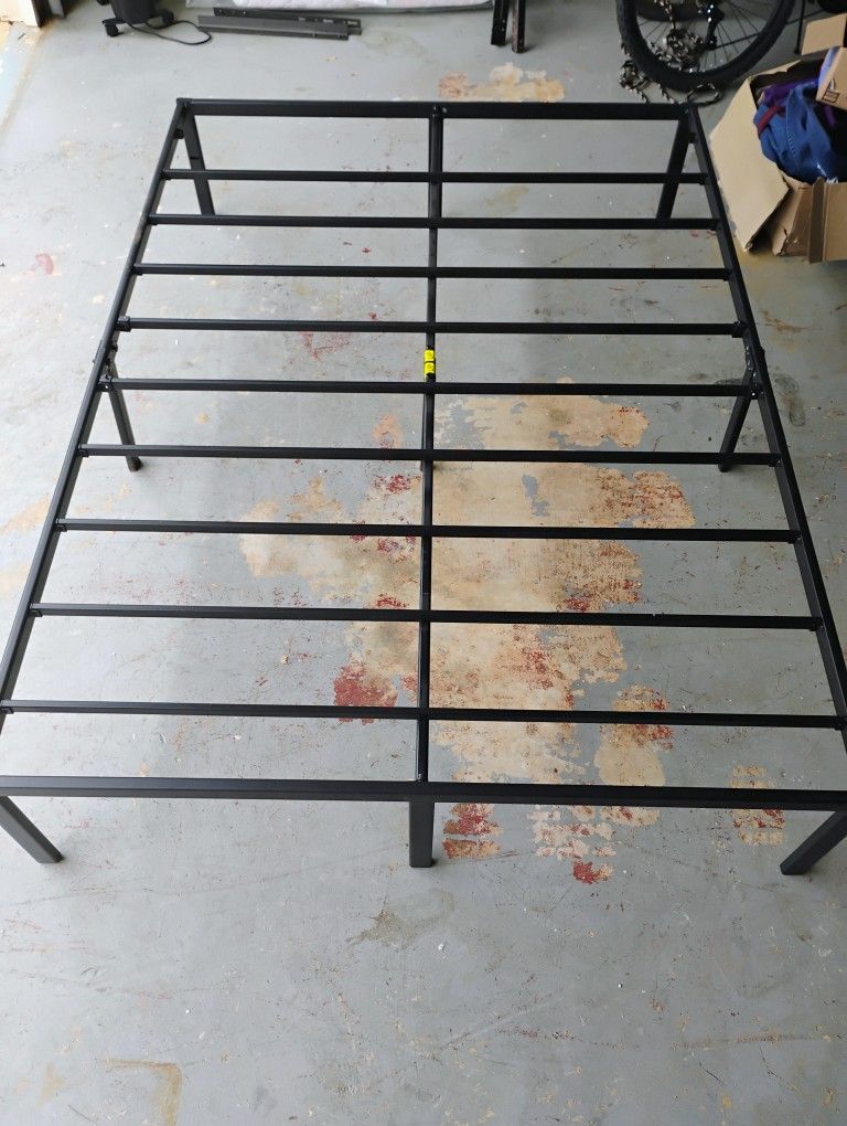 Queen Platform Bed And Shoes 9 And 9.5
