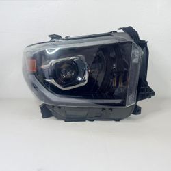 2014 - 2021 TOYOTA TUNDRA LED RH PASSENGER SIDE HEADLIGHT VLAND