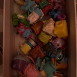 Shopkins, LPS, and Hatchimals 