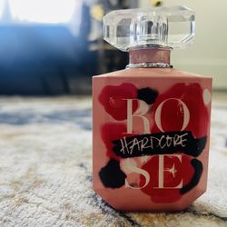 Rose VS Perfume