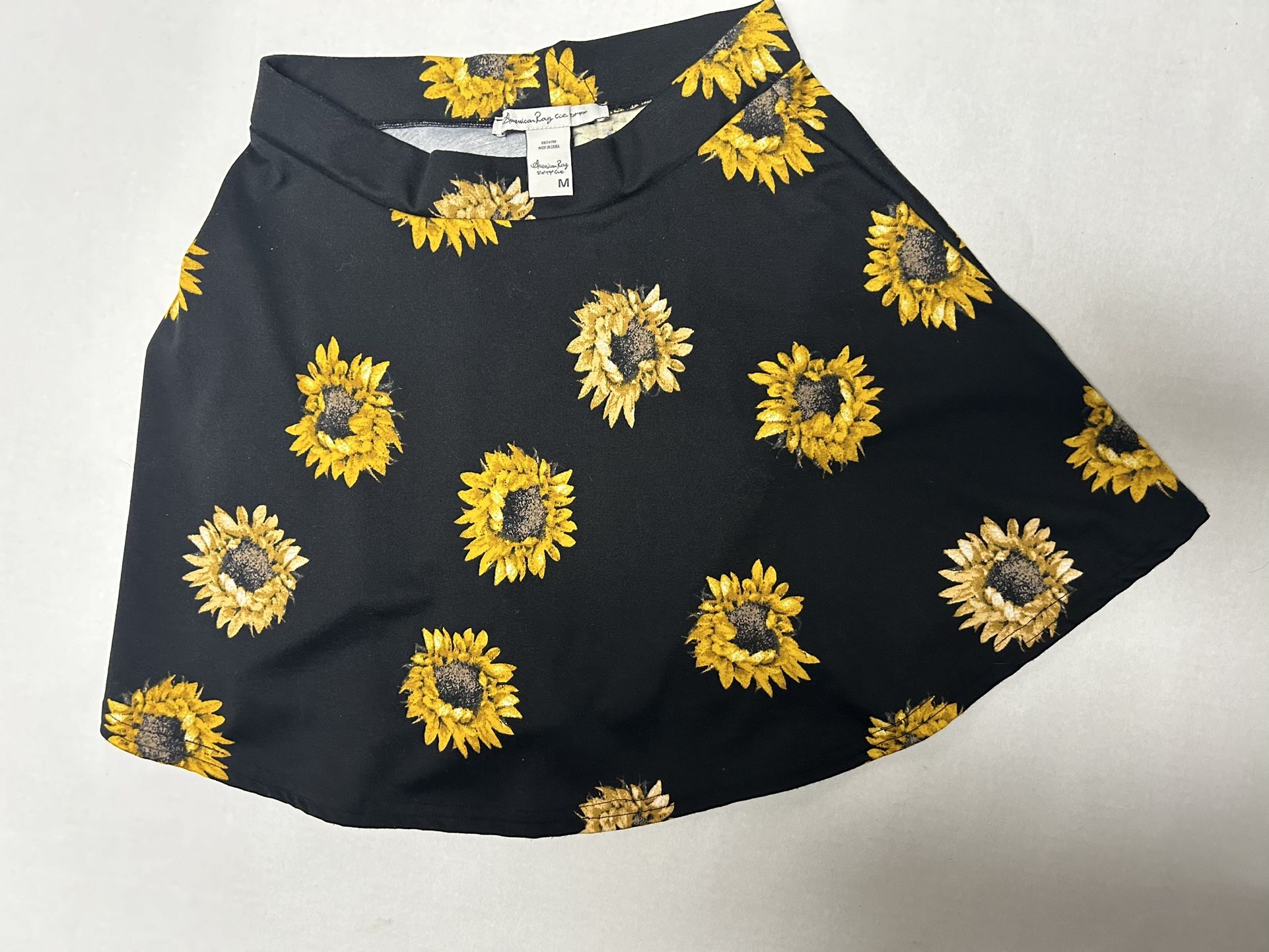 Woman Flower Skirt