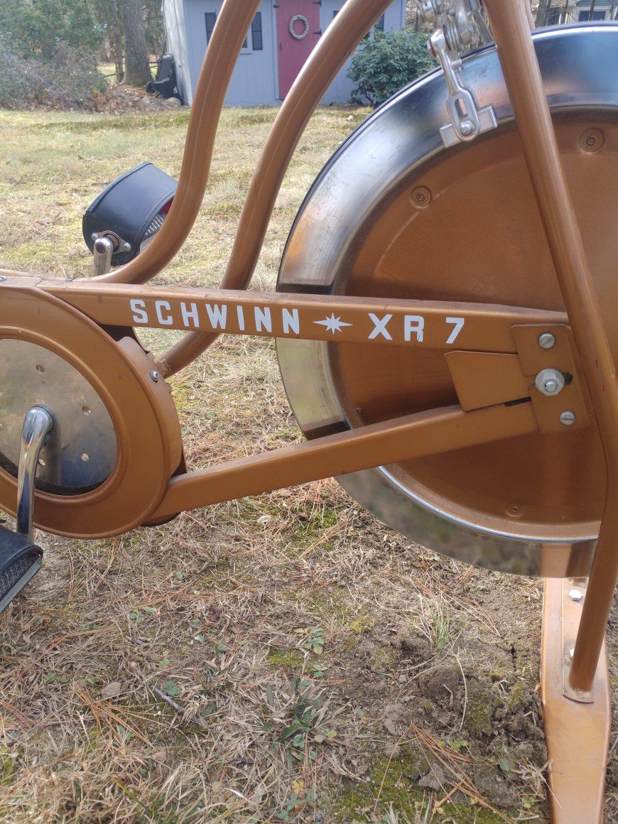 Vintage Scwinn XR7 Exercise Bike