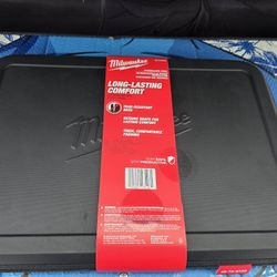 Milwaukee Kneeling Pad