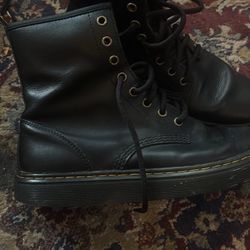 Black Dr Martens Combat Boots - 9 