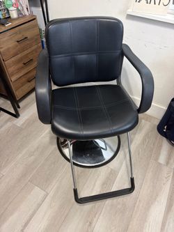 Salon Chair