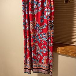 Ladies Skirt.  Size Large. 