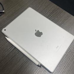 iPad 6th Gen