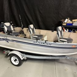 Smoker Craft Alaskan 13’ Fishing boat