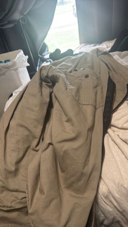 Motorcycle jacket says 3x but fits like a xl