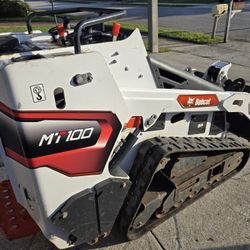 Bobcat MT 100 , Dingo,  Kubota, Mini Skits Machine, Toro 