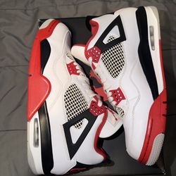 Jordan 4 fire red