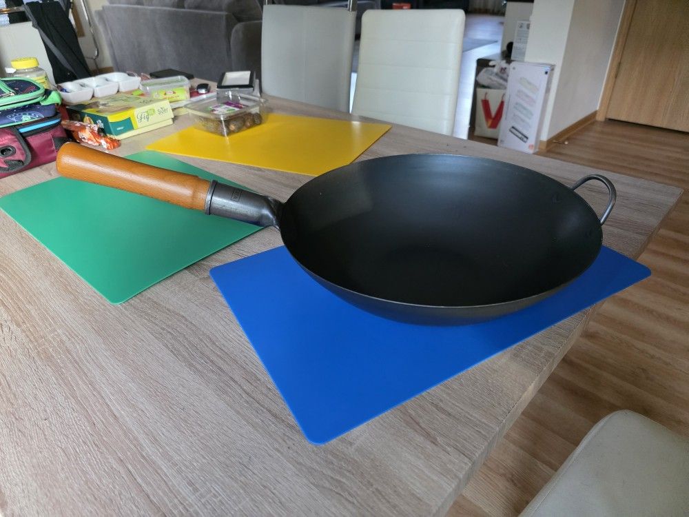 Yosukata Carbon Steel Wok Pan 13.5