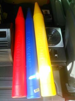 Crayola crayon coin holders