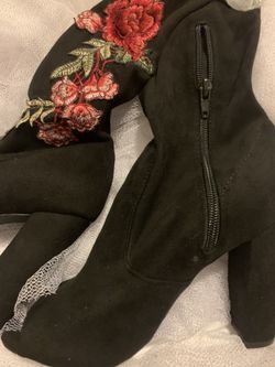 $REDUCED- Sexy Long Embroidered Suede Boots Side Zipper