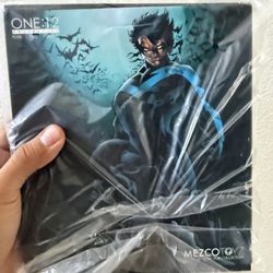 Mezco Nightwing 