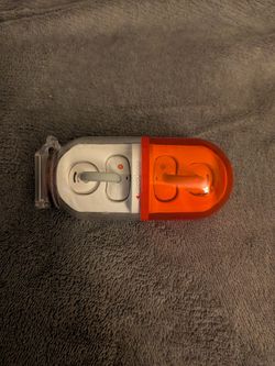 Moondrop Pill with Slide Lock
